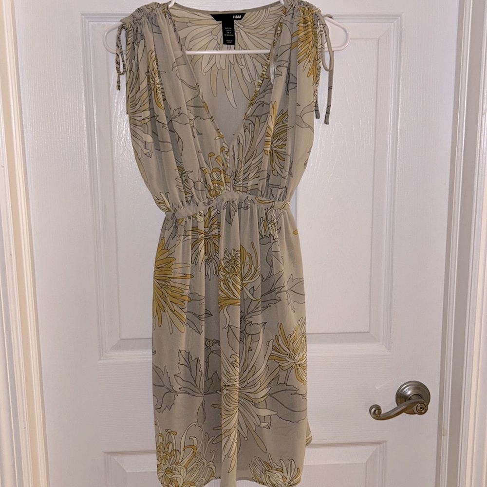 H&M sheer top or dress tan brown gold floral print